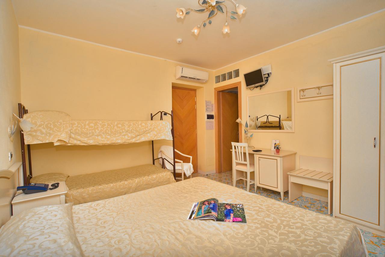 Hotel Villa Franca Forio di Ischia Buitenkant foto